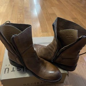 Bed Stu Newark Cobbler Series Leather Boots